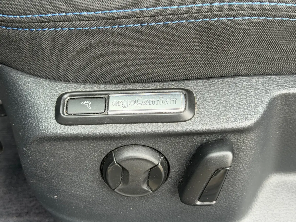 1.4 TSI GTE Highline VIRTUAL TREKHAAK