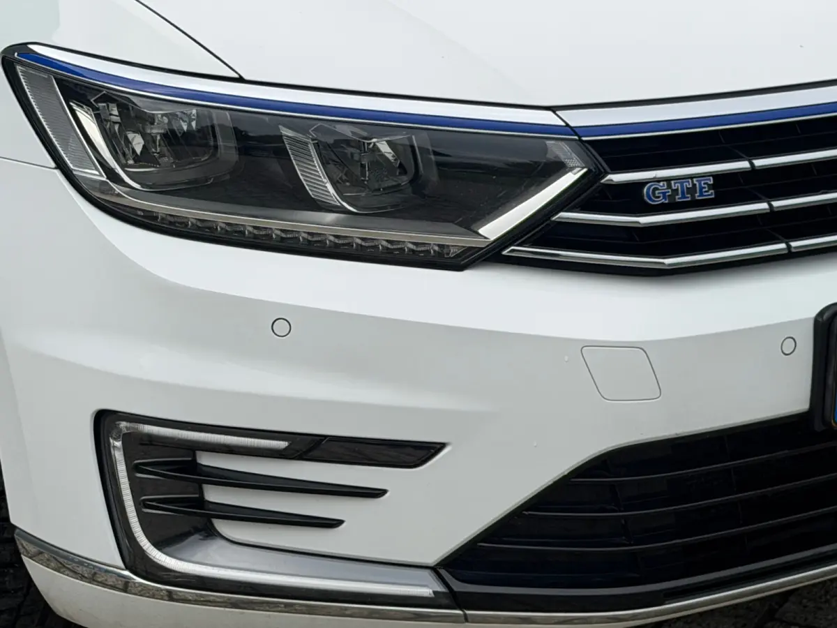 1.4 TSI GTE Highline VIRTUAL TREKHAAK