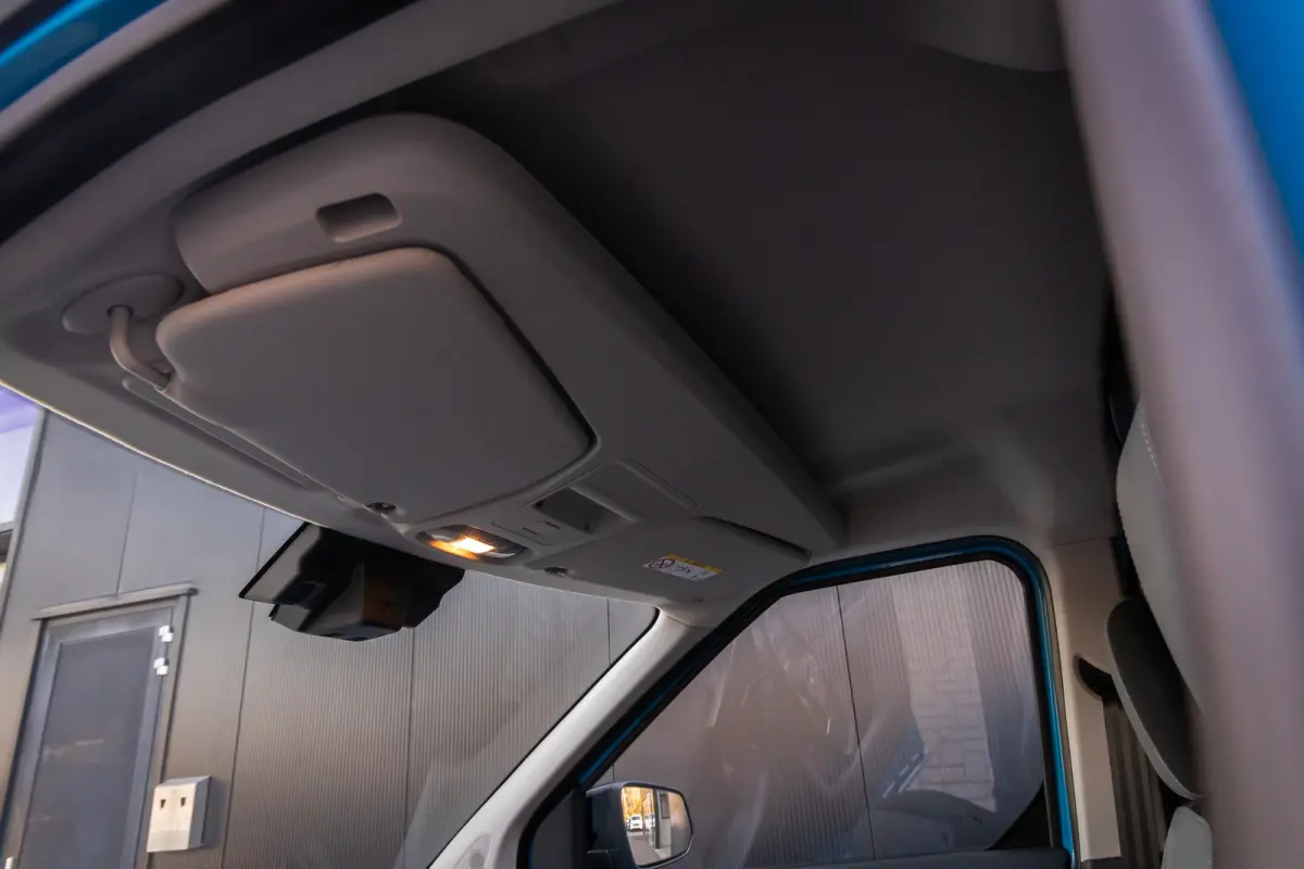 Cour. E-Transit Limited 44kWh Achteruitrijcamera | Snel rijden | Apple Carplay en Android auto |