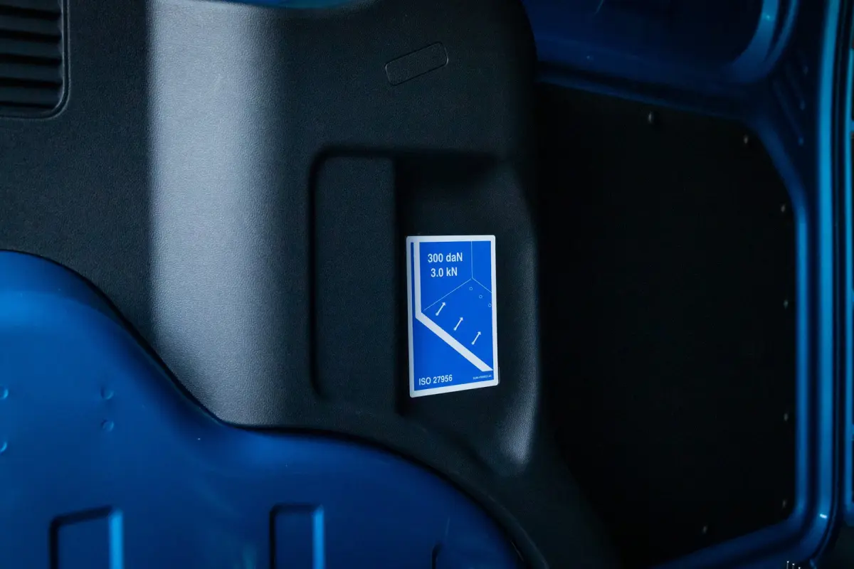 Cour. E-Transit Limited 44kWh Achteruitrijcamera | Snel rijden | Apple Carplay en Android auto |
