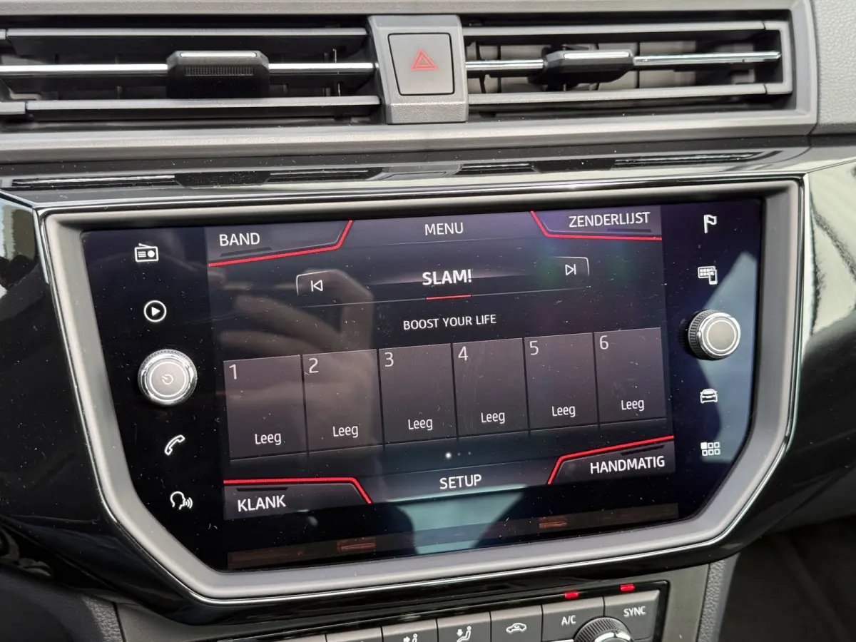 1.0 TSI FR Business Intense | Pano | ACC | BEATS | Camera | 17 inch