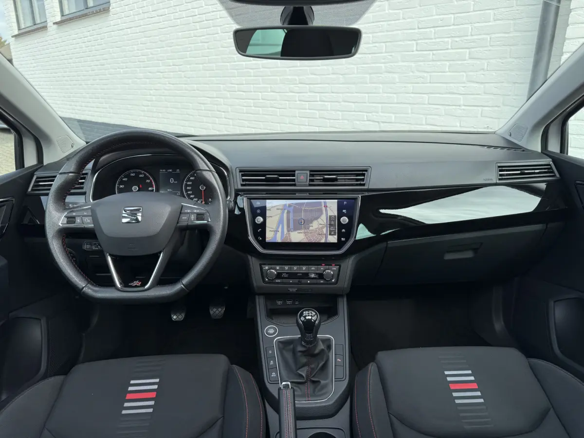 1.0 TSI FR Business Intense | Pano | ACC | BEATS | Camera | 17 inch