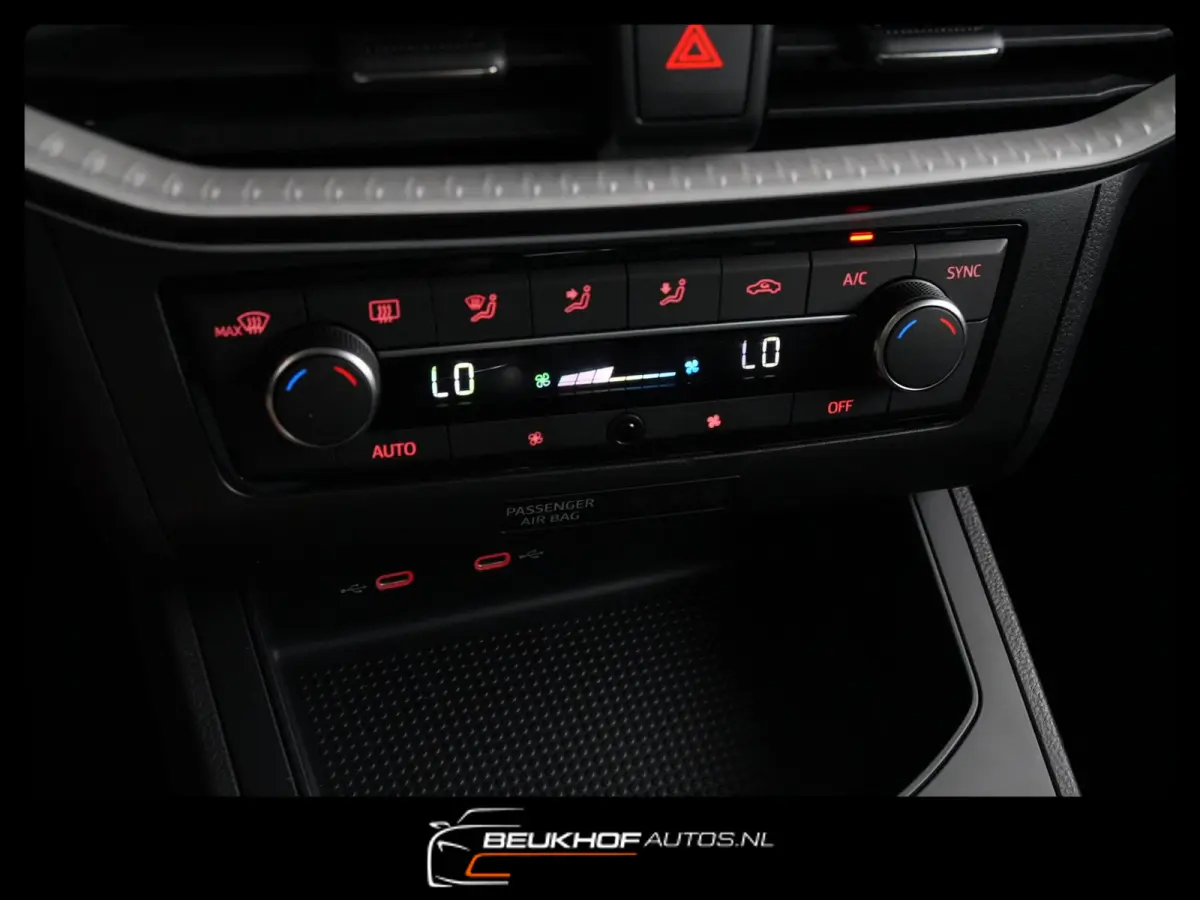 1.0 EcoTSI Airco Virtual dash Carplay parkeersensor