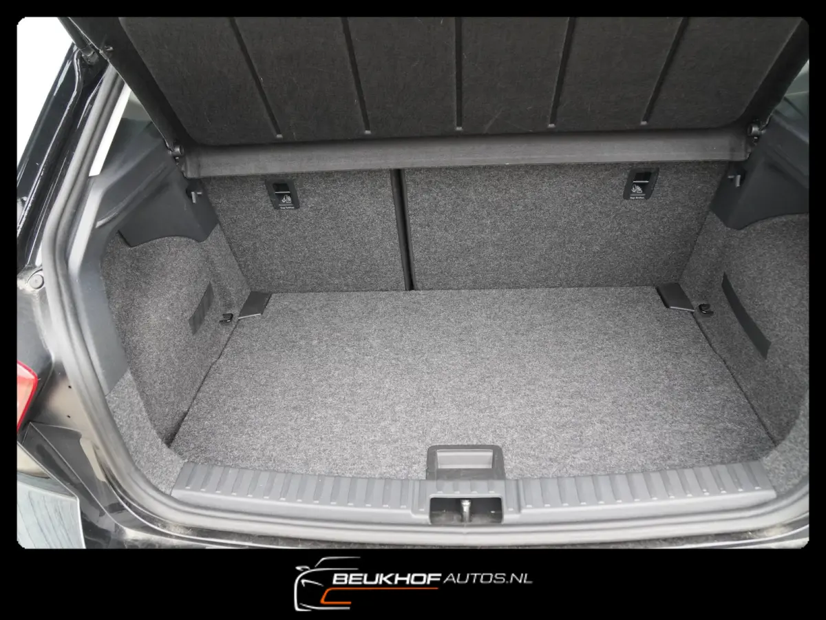 1.0 EcoTSI Airco Virtual dash Carplay parkeersensor