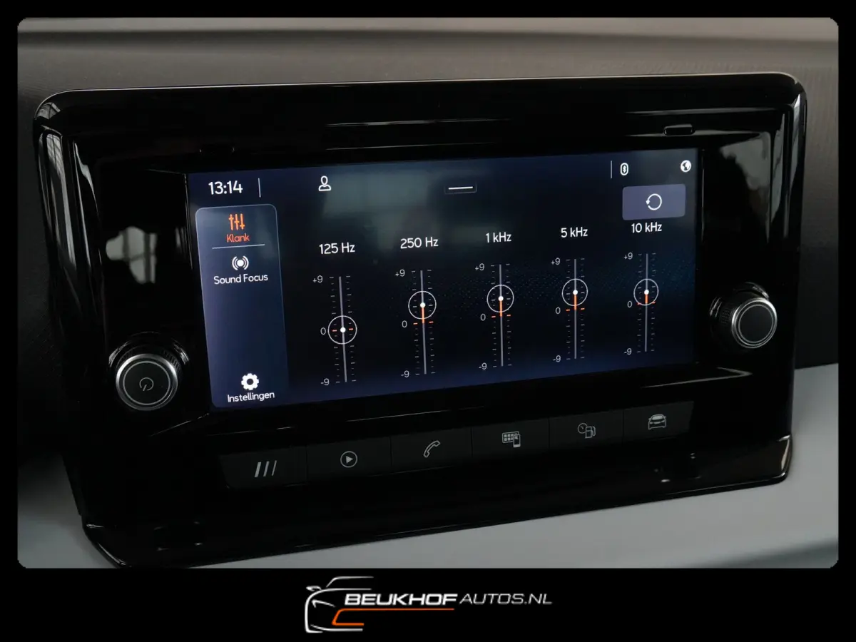 1.0 EcoTSI Airco Virtual dash Carplay parkeersensor