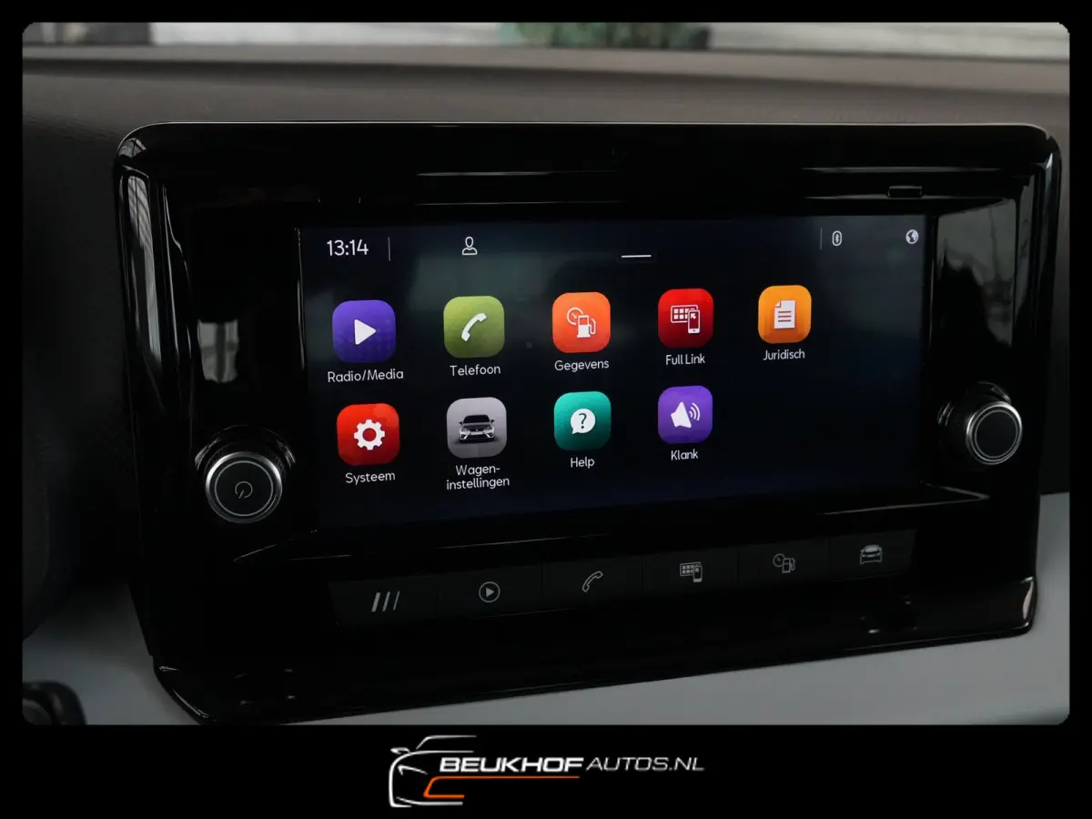 1.0 EcoTSI Airco Virtual dash Carplay parkeersensor