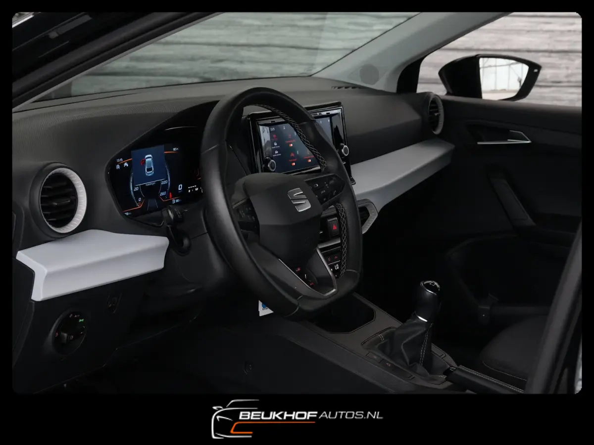 1.0 EcoTSI Airco Virtual dash Carplay parkeersensor
