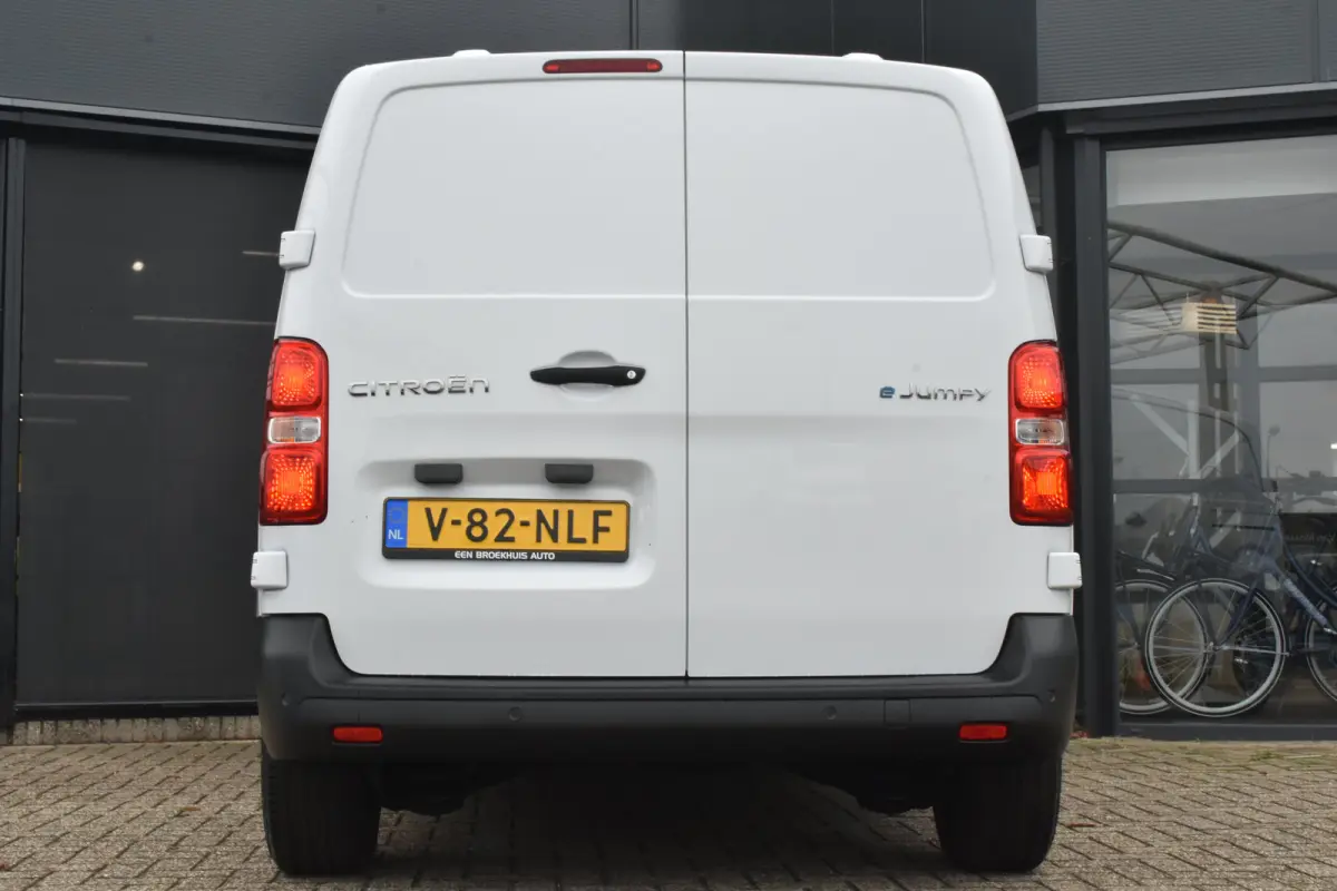 L2 136 75 kWh Tot 8 Jaar Garantie! | Parkeersensoren | Cruise Control | Airco | Bluetooth | !!