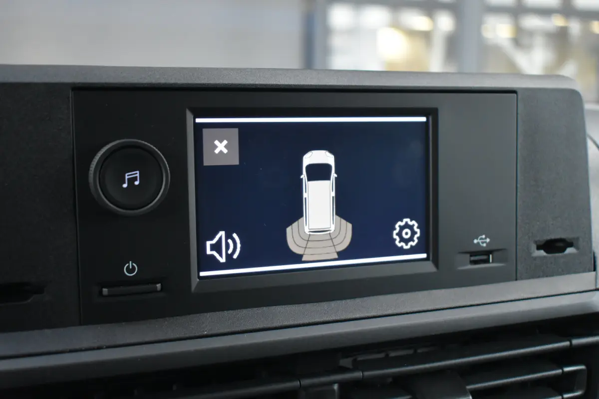 L2 136 75 kWh Tot 8 Jaar Garantie! | Parkeersensoren | Cruise Control | Airco | Bluetooth | !!