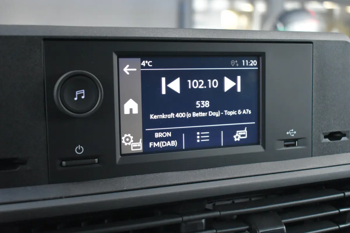 L2 136 75 kWh Tot 8 Jaar Garantie! | Parkeersensoren | Cruise Control | Airco | Bluetooth | !!