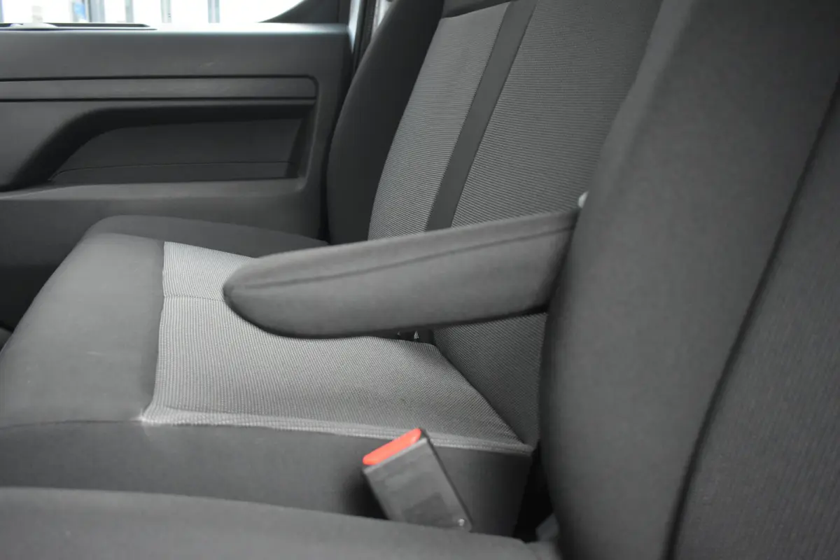 L2 136 75 kWh Tot 8 Jaar Garantie! | Parkeersensoren | Cruise Control | Airco | Bluetooth | !!