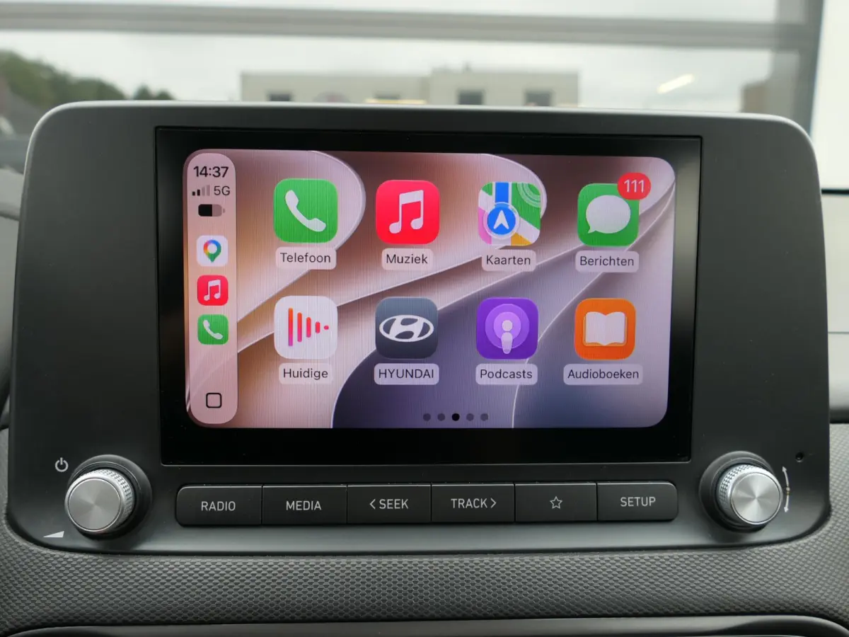 EV Comfort 64 kWh | Apple-/Android Carplay | Achteruitrijcamera | Digitaal dashboard | Stuur-/Stoelverwarming | Climate Control | ACC | 1e eigenaar | Dealer onderhouden