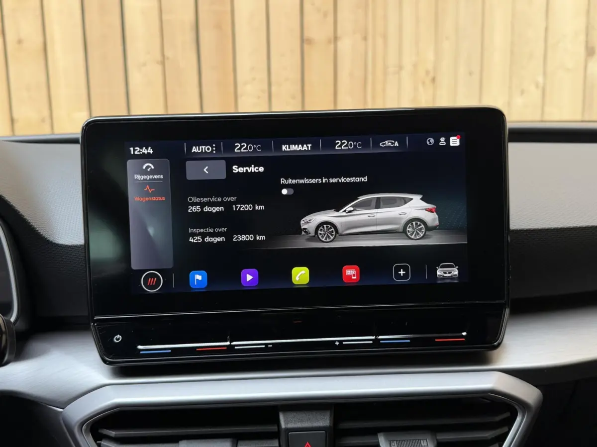 1.0 TSI FR Business Apple CarPlay/Android Auto | Cruise & climate control | DAB ontvanger | LED verlichting | Navigatiesysteem | Sfeerverlichting | Parkeersensoren achter