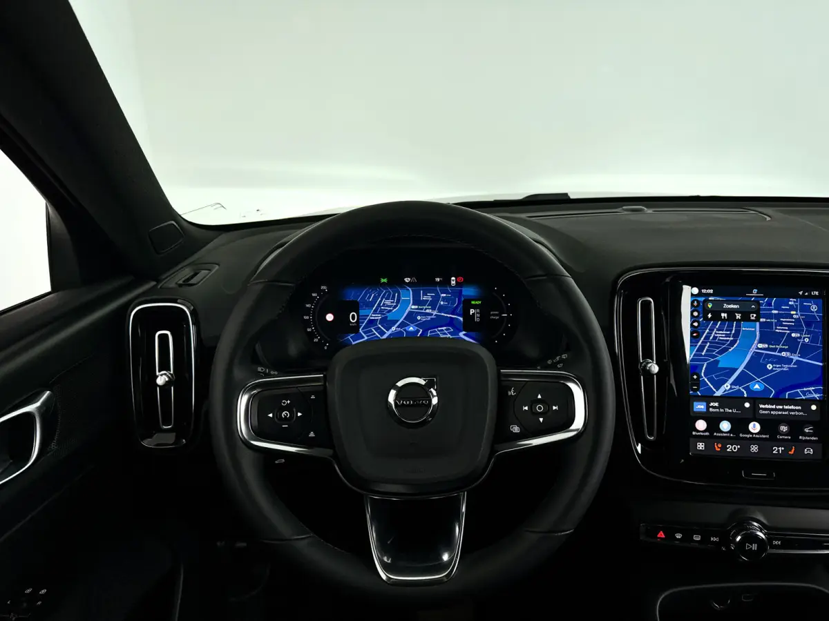 Core 70 kWh | SOH 93% | Parkeercamera | Stoel- en stuurverwarming | Cruise control