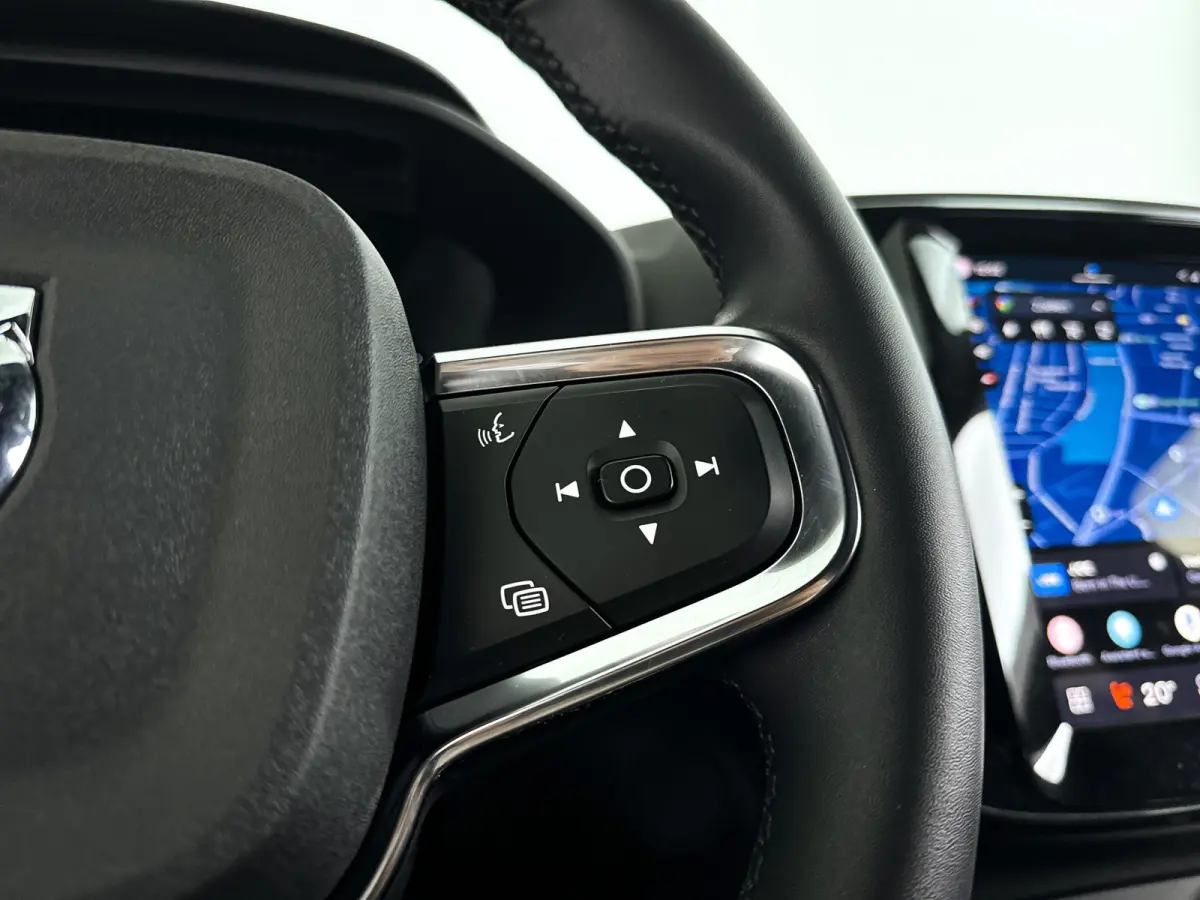Core 70 kWh | SOH 93% | Parkeercamera | Stoel- en stuurverwarming | Cruise control
