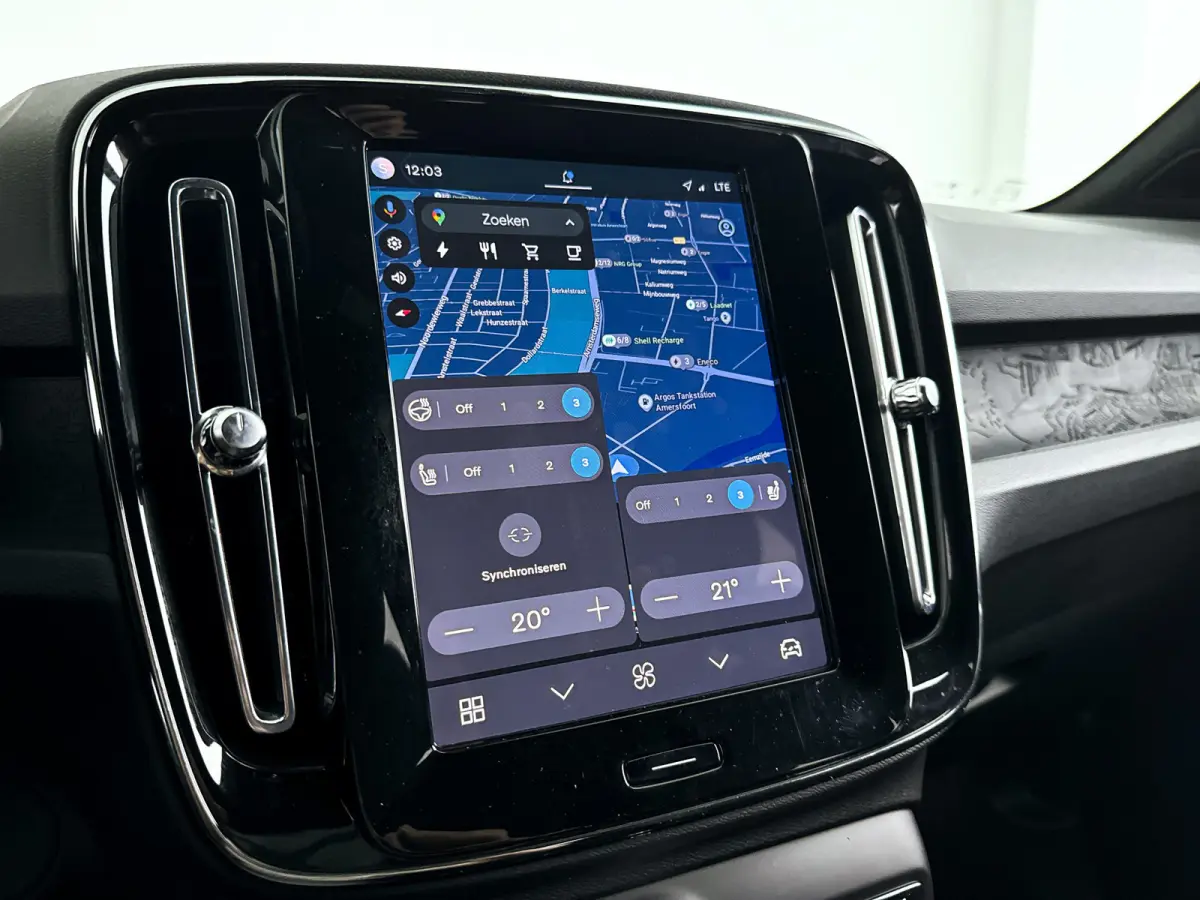 Core 70 kWh | SOH 93% | Parkeercamera | Stoel- en stuurverwarming | Cruise control