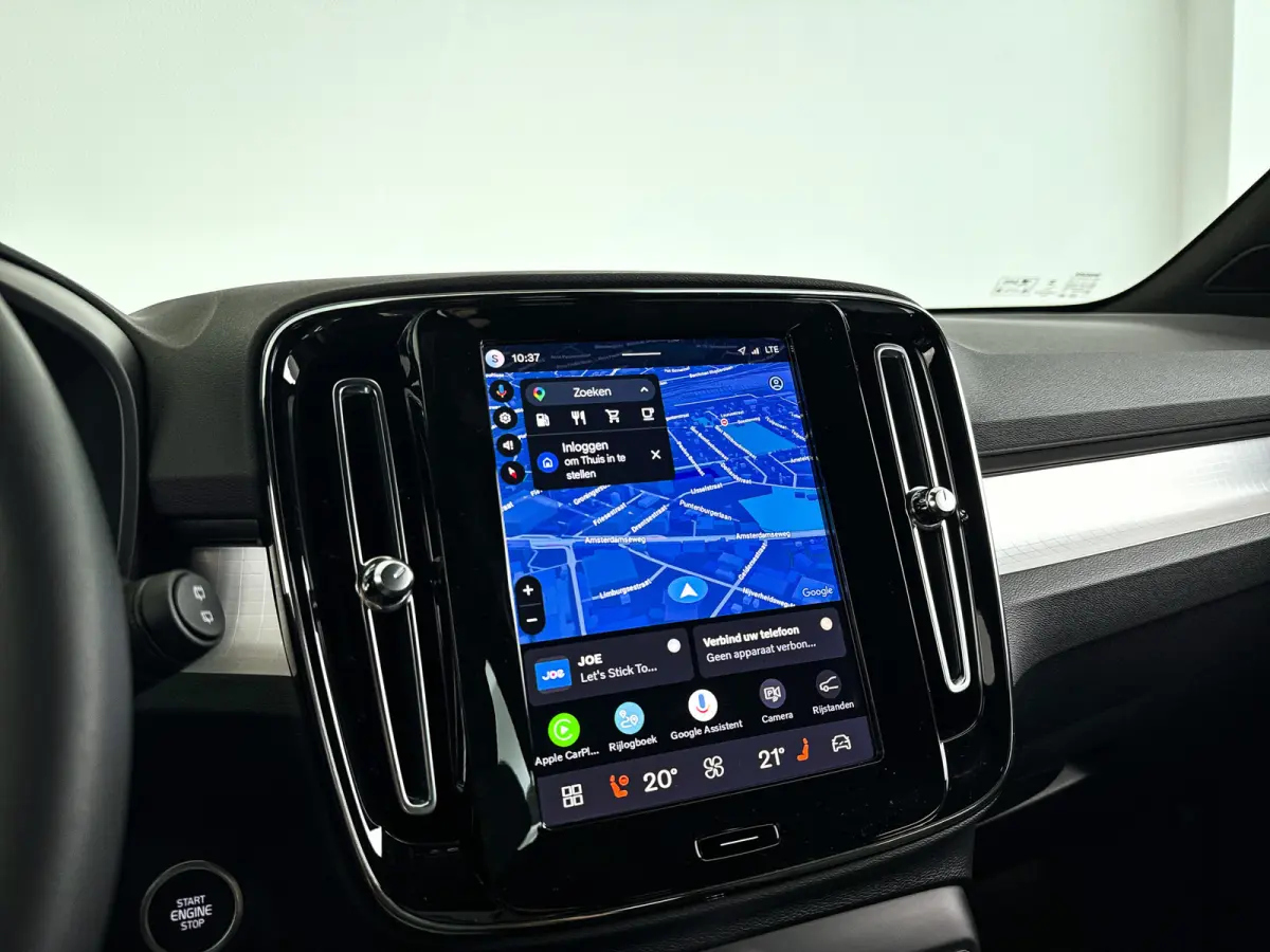 B4 Plus Dark | Parkeercamera | Stoel- en Stuurverwarming | Harman Kardon | Trekhaak