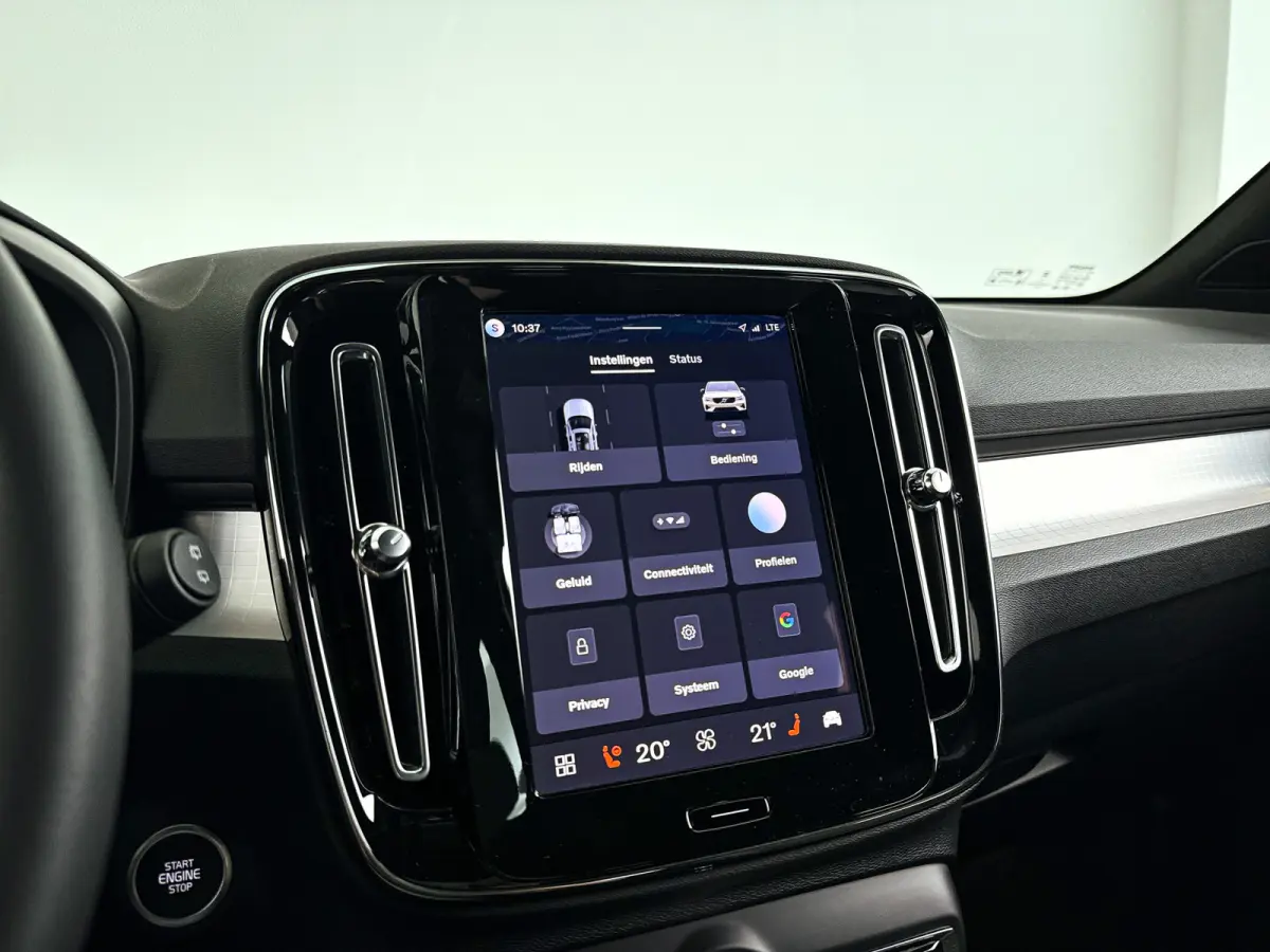 B4 Plus Dark | Parkeercamera | Stoel- en Stuurverwarming | Harman Kardon | Trekhaak