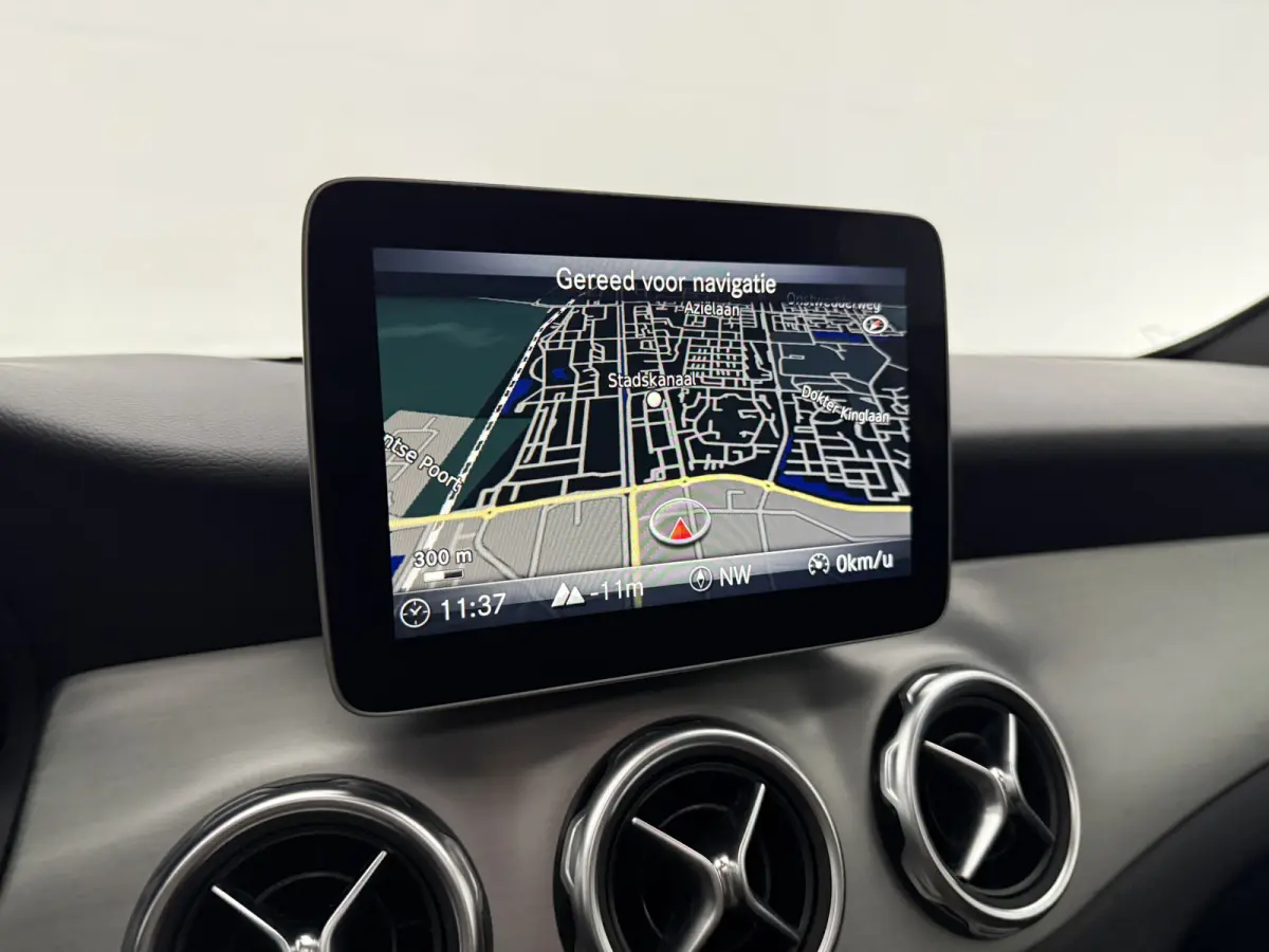 180 | Pano | Camera | LED | Clima | Cruise | Keyless | Navi | Parkeersens.