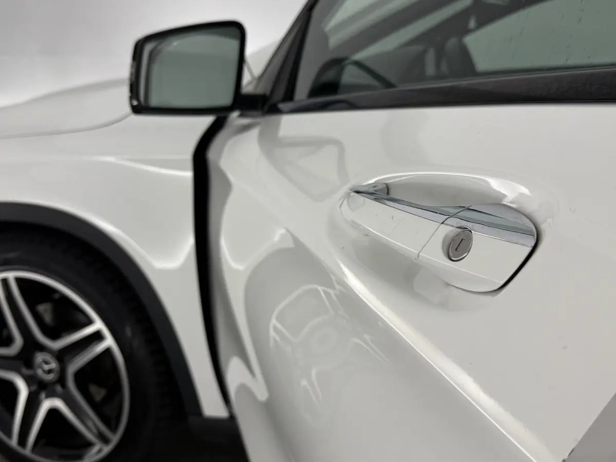 180 | Pano | Camera | LED | Clima | Cruise | Keyless | Navi | Parkeersens.