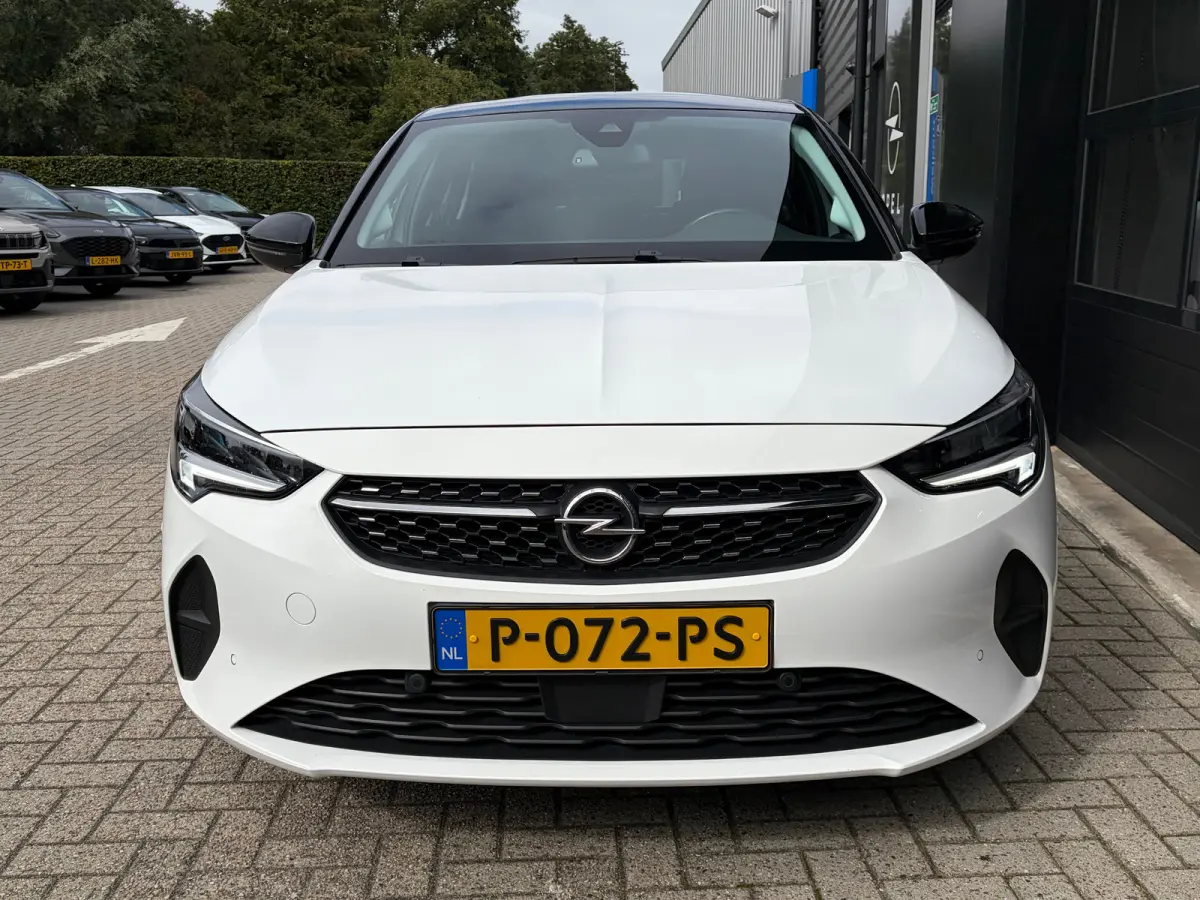 1.2 100 PK Elegance | STUUR EN STOELVERWARMING| DODEHOEK DETECTIE| KEYLESS ENTRY & START| NAVIGATIE + APPLE CARPLAY/ANDROID AUTO| CAMERA + PARKEERSENSOREN| FULL LED| EERSTE EIGENAAR| DEALER 