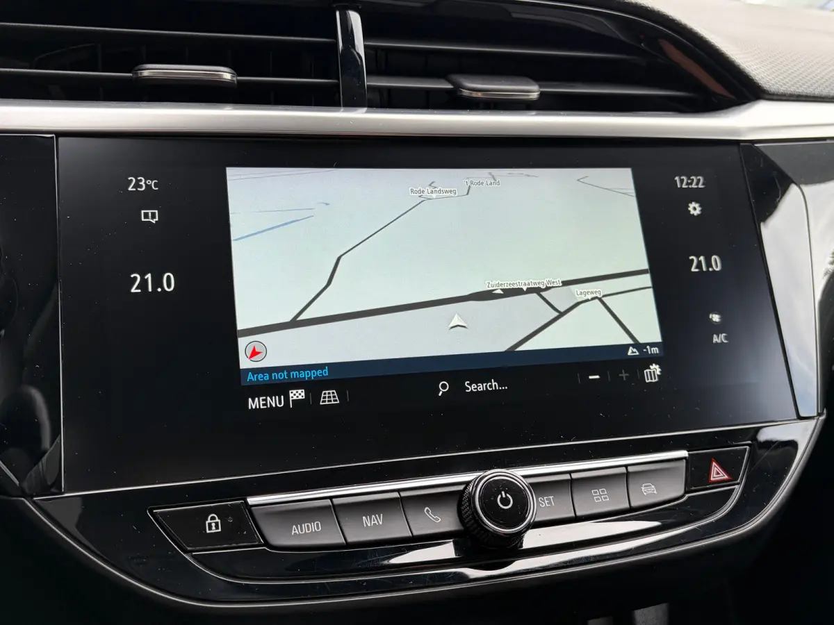 1.2 100 PK Elegance | STUUR EN STOELVERWARMING| DODEHOEK DETECTIE| KEYLESS ENTRY & START| NAVIGATIE + APPLE CARPLAY/ANDROID AUTO| CAMERA + PARKEERSENSOREN| FULL LED| EERSTE EIGENAAR| DEALER 