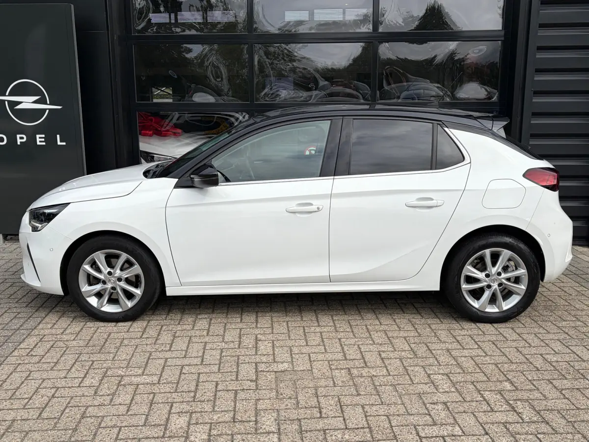 1.2 100 PK Elegance | STUUR EN STOELVERWARMING| DODEHOEK DETECTIE| KEYLESS ENTRY & START| NAVIGATIE + APPLE CARPLAY/ANDROID AUTO| CAMERA + PARKEERSENSOREN| FULL LED| EERSTE EIGENAAR| DEALER 