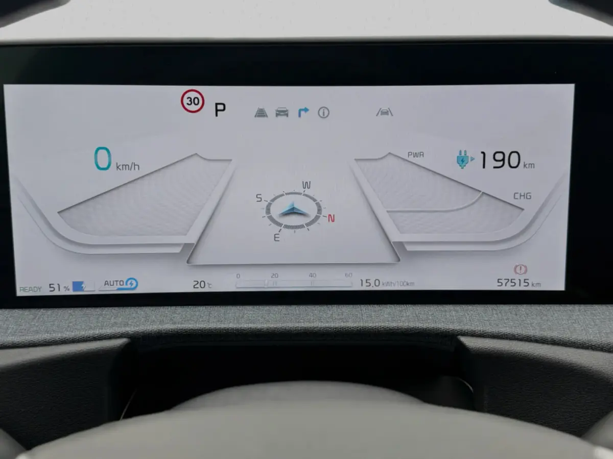 Air 58 kWh 99% SoH. (NL-auto, Dealer OndH, 1e Eig, Navi, Stoel+StuurVerwam, Lane Assist, Camera, Navi, Etc)