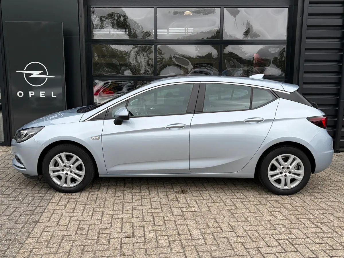1.0 105 PK Online Edition | TREKHAAK AFNB.| NAVIGATIE + APPLE CARPLAY/ANDROID AUTO| CAMERA + PARKEERSENSOREN| DAB| ELEC. CLIMATE CONTROL| AIRCO|