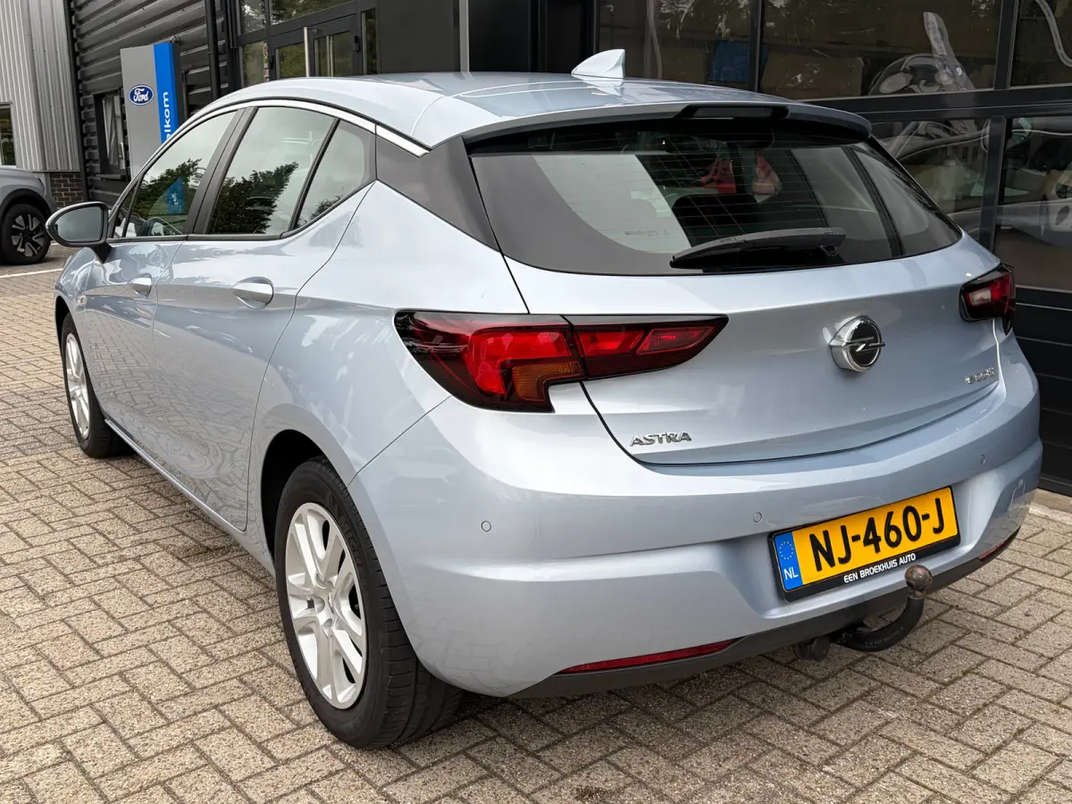 1.0 105 PK Online Edition | TREKHAAK AFNB.| NAVIGATIE + APPLE CARPLAY/ANDROID AUTO| CAMERA + PARKEERSENSOREN| DAB| ELEC. CLIMATE CONTROL| AIRCO|