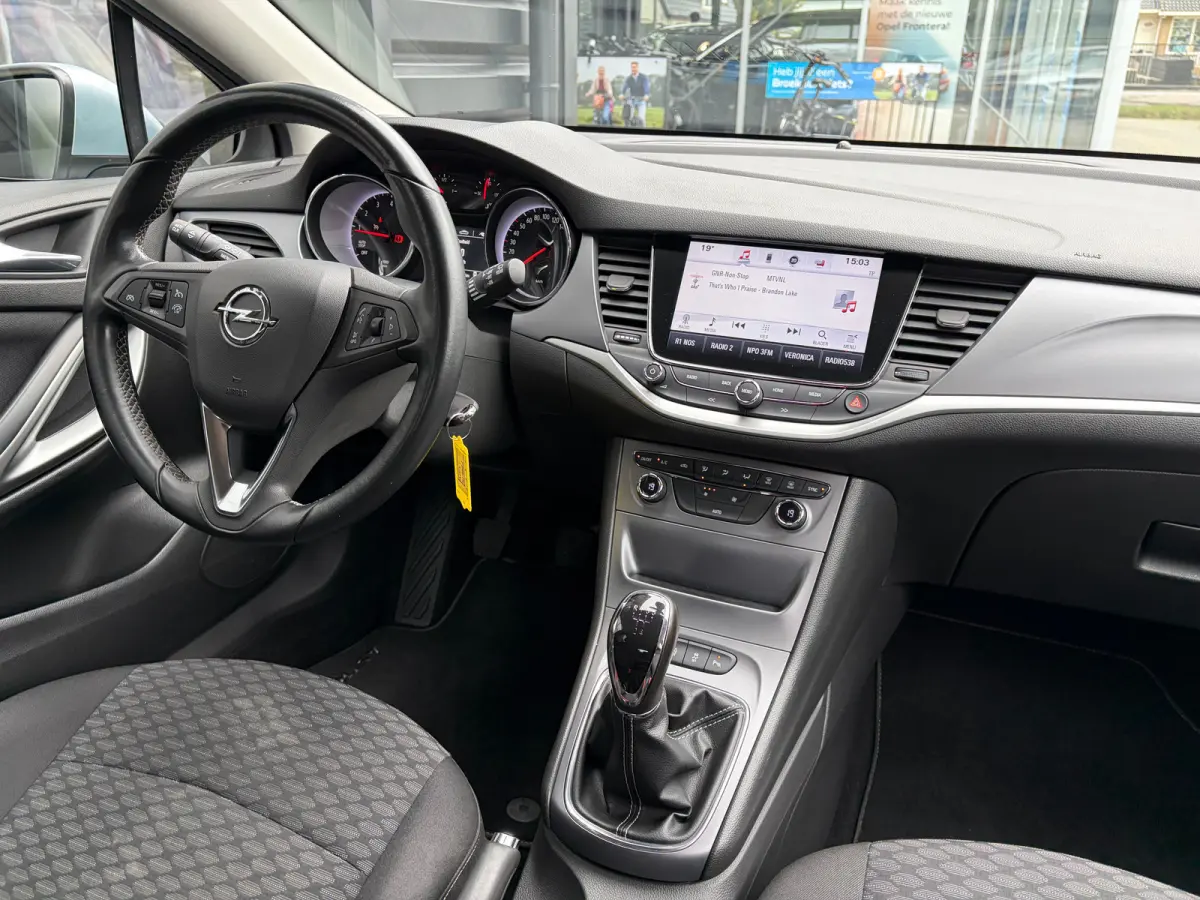 1.0 105 PK Online Edition | TREKHAAK AFNB.| NAVIGATIE + APPLE CARPLAY/ANDROID AUTO| CAMERA + PARKEERSENSOREN| DAB| ELEC. CLIMATE CONTROL| AIRCO|