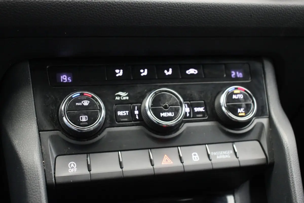 1.5 TSI Ambition Automaat - Carplay, Navi, Cruise