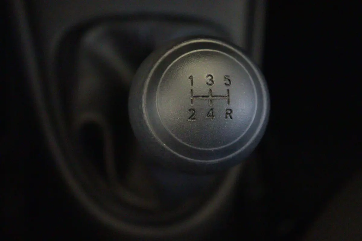 1.0 VVT-i MT | 5 DRS | AIRCO | ADAP CRUISE | LANE-ASSIST | START / STOP |