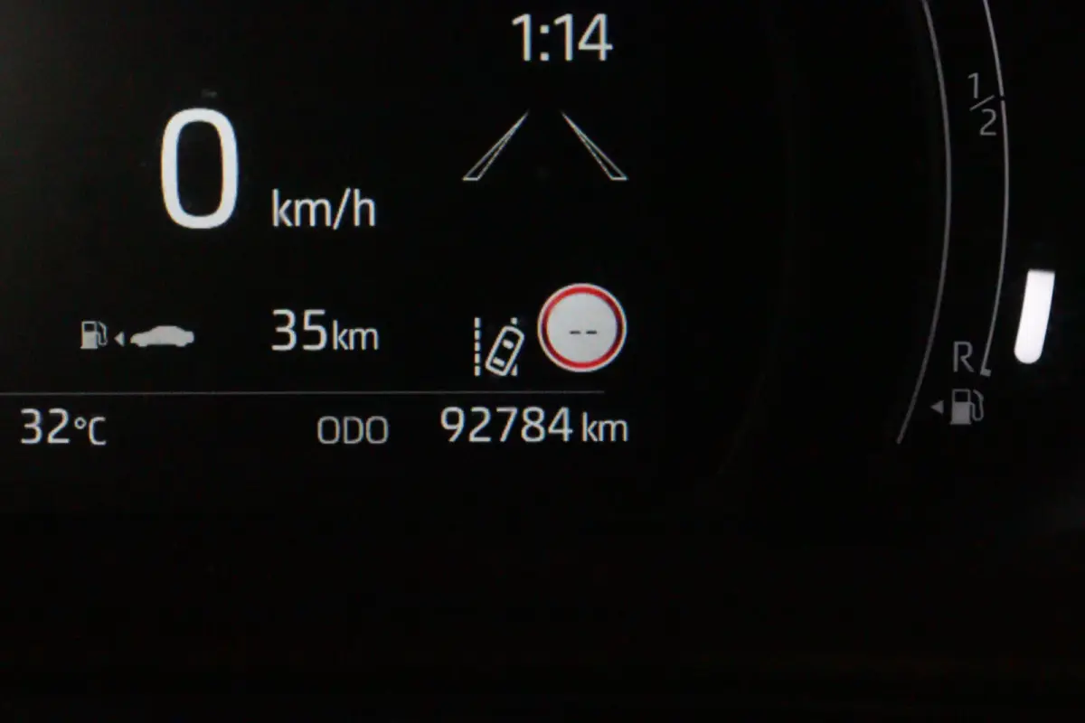 1.0 VVT-i MT | 5 DRS | AIRCO | ADAP CRUISE | LANE-ASSIST | START / STOP |