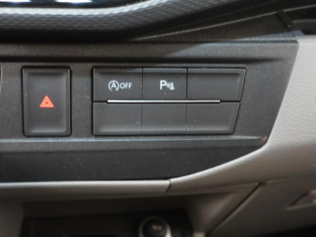 2.0 TDI L2H1 Highline Dubbele Cabine Automaat Airco Cruise Control Camera Apple Carplay