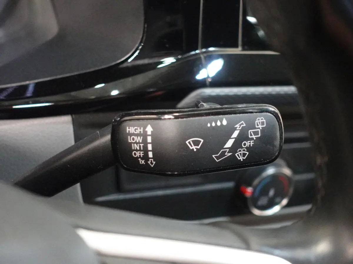 2.0 TDI L2H1 Highline Dubbele Cabine Automaat Airco Cruise Control Camera Apple Carplay