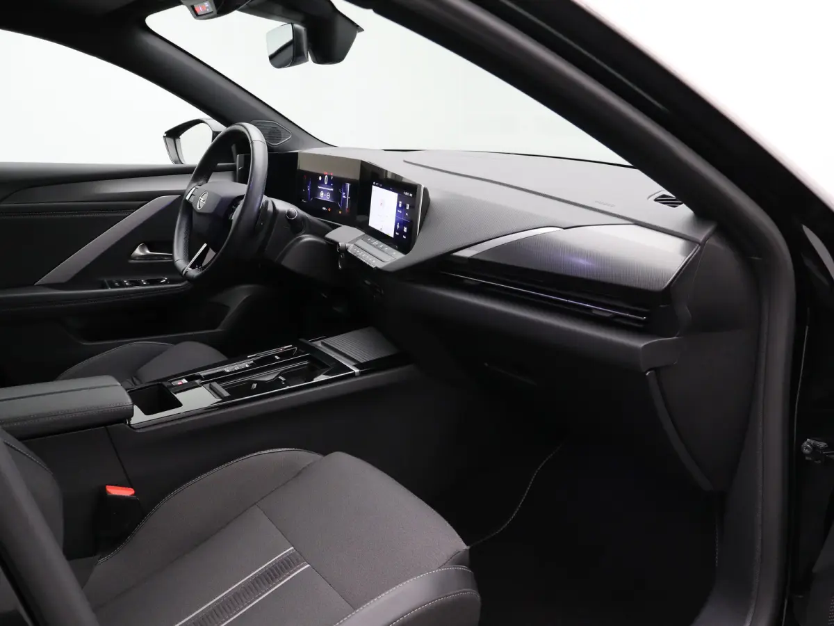 1.2 Turbo GS TREKHAAK | 4 SEASON | | Apple Carplay/Android Auto|telefoonintegratie premium | Cruise control adaptief met Stop&Go | Electronic climate controle