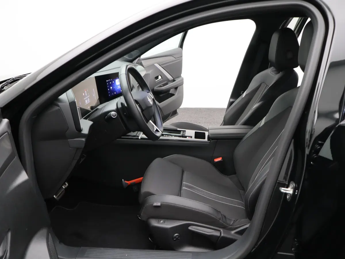 1.2 Turbo GS TREKHAAK | 4 SEASON | | Apple Carplay/Android Auto|telefoonintegratie premium | Cruise control adaptief met Stop&Go | Electronic climate controle