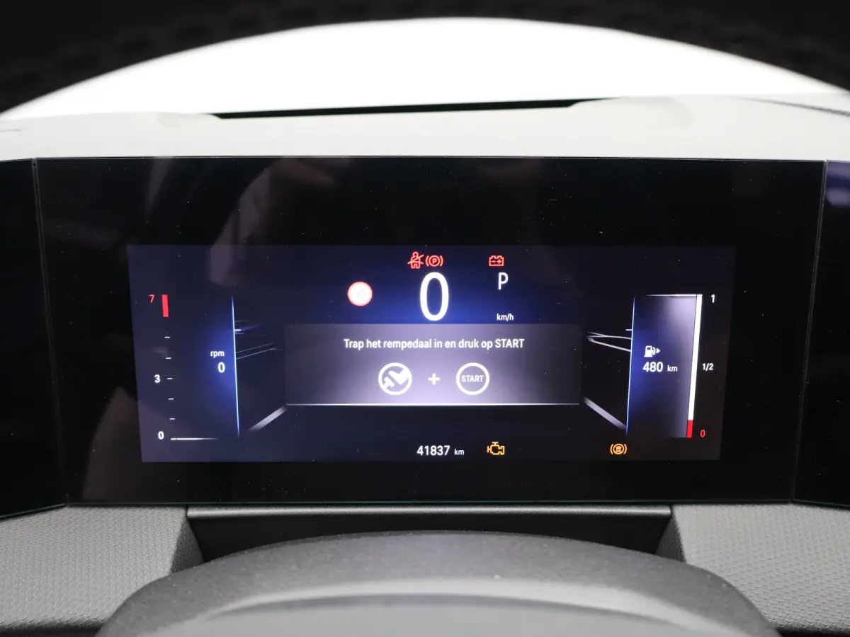 1.2 Turbo GS TREKHAAK | 4 SEASON | | Apple Carplay/Android Auto|telefoonintegratie premium | Cruise control adaptief met Stop&Go | Electronic climate controle