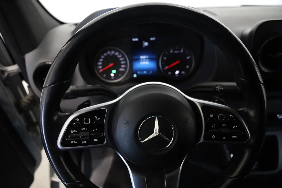314 CDI AUT FULL LED MBUX L1H1 CAMERA NAVI CRUISE CLIMA EURO VI-D PDC TOPSTAAT LEASE v/a 199,- p.m