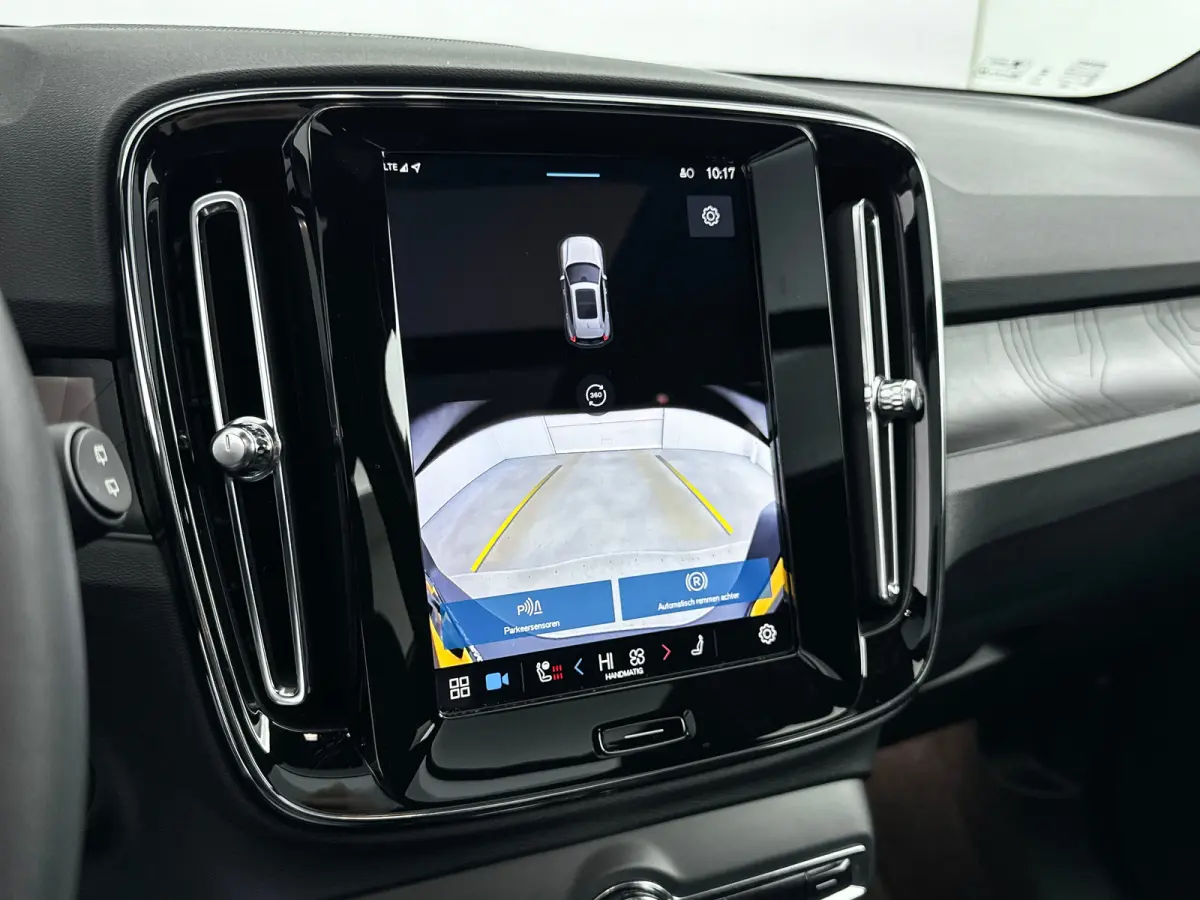 Twin AWD 408PK Ultimate 82kWh | 20" | Exterior Styling | Leder/Nubuck | Trekhaak | Getint Glas | Panoramadak | 360 Camera | Harman Kardon | Elektr. verst. Stoelen | Stoel/Stuurverwarming | W