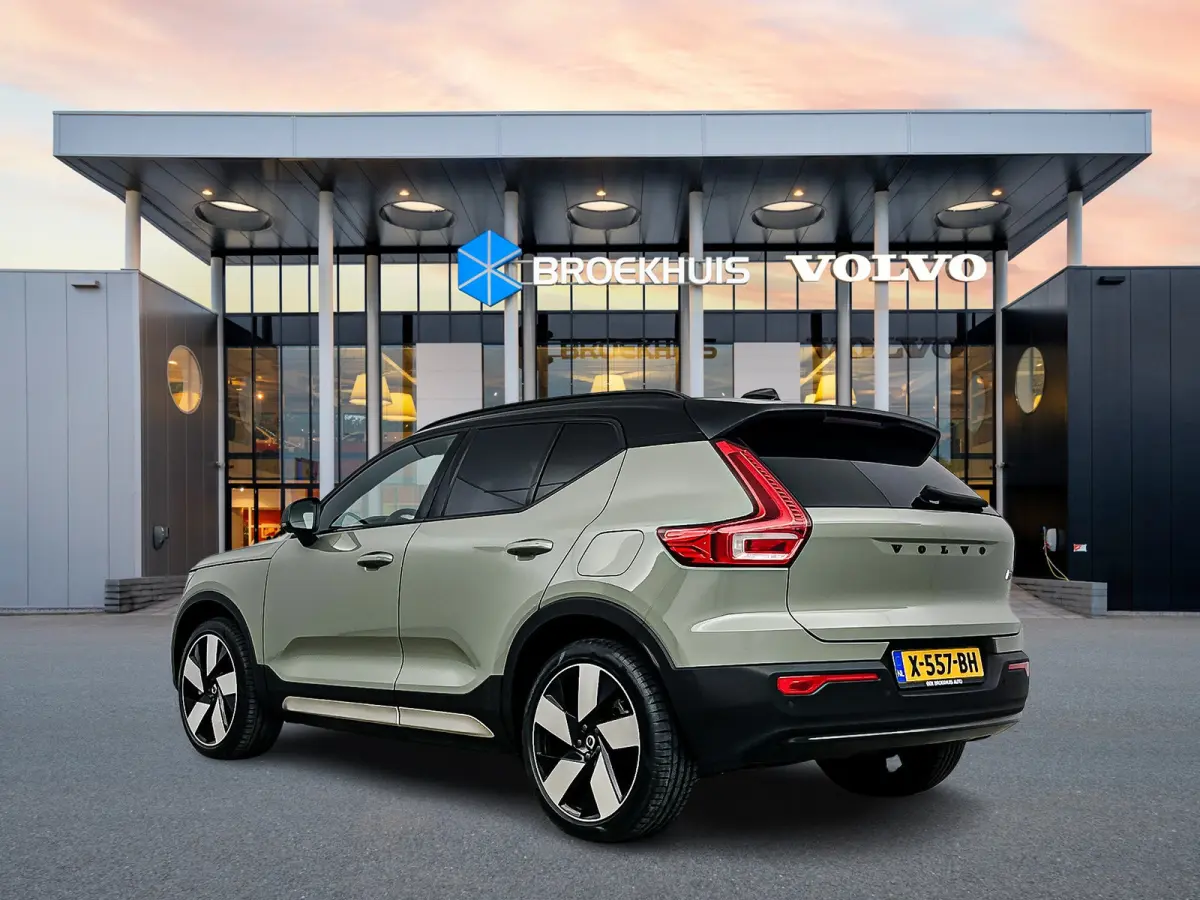 Twin AWD 408PK Ultimate 82kWh | 20" | Exterior Styling | Leder/Nubuck | Trekhaak | Getint Glas | Panoramadak | 360 Camera | Harman Kardon | Elektr. verst. Stoelen | Stoel/Stuurverwarming | W