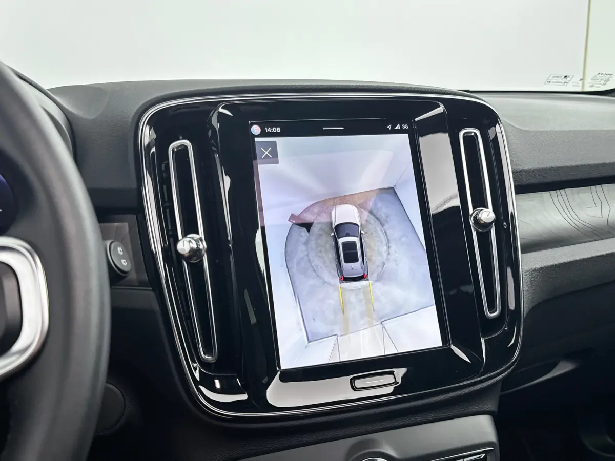 Twin AWD 408PK Ultimate 82kWh | 20" | Exterior Styling | Leder/Nubuck | Trekhaak | Getint Glas | Panoramadak | 360 Camera | Harman Kardon | Elektr. verst. Stoelen | Stoel/Stuurverwarming | W