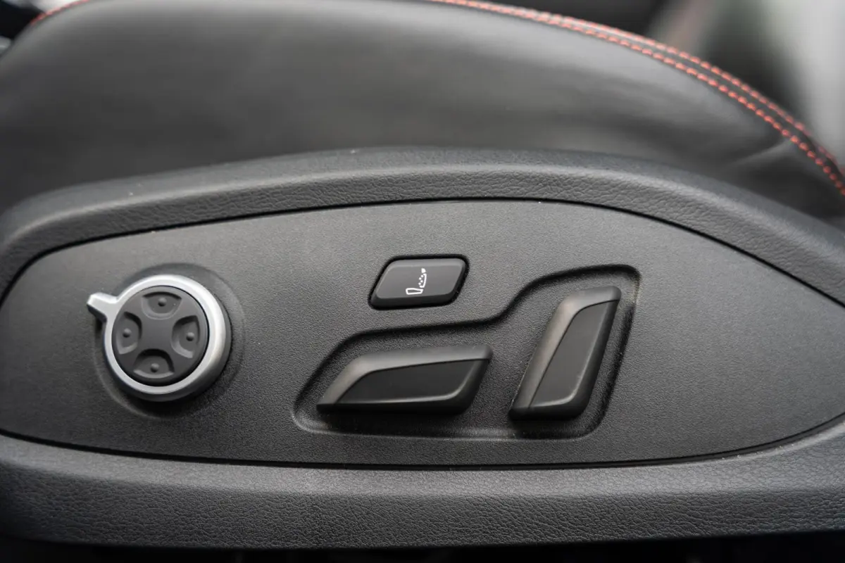 2.9 TFSI RS 4 quattro competition plus