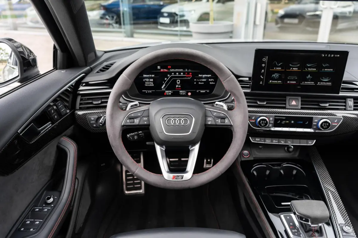 2.9 TFSI RS 4 quattro competition plus