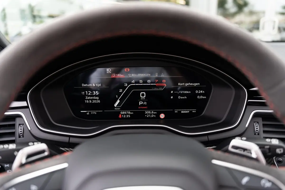 2.9 TFSI RS 4 quattro competition plus