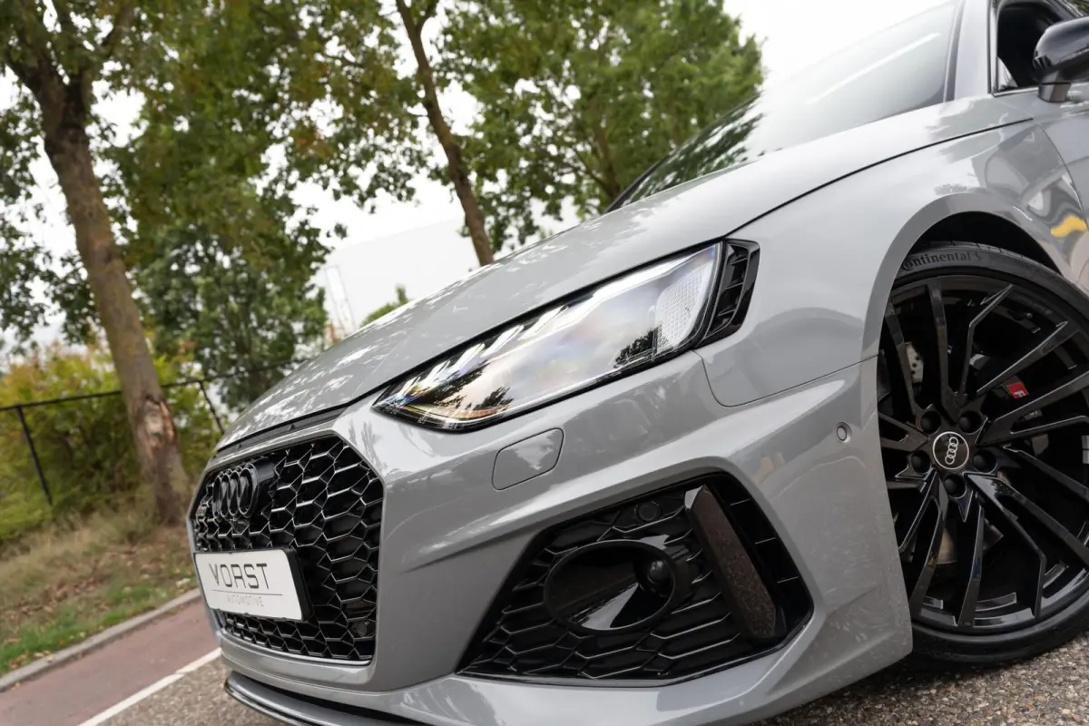 2.9 TFSI RS 4 quattro competition plus