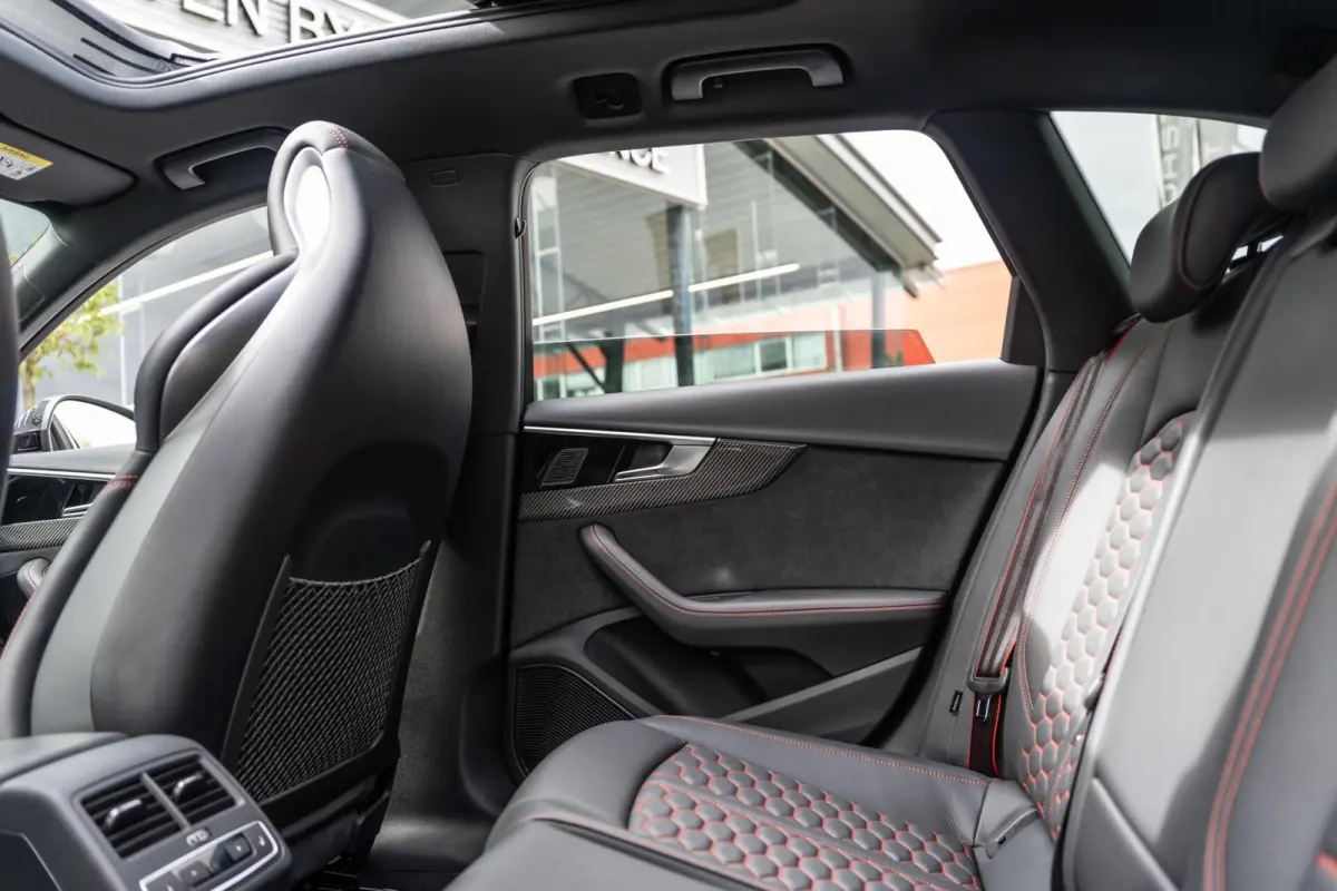 2.9 TFSI RS 4 quattro competition plus