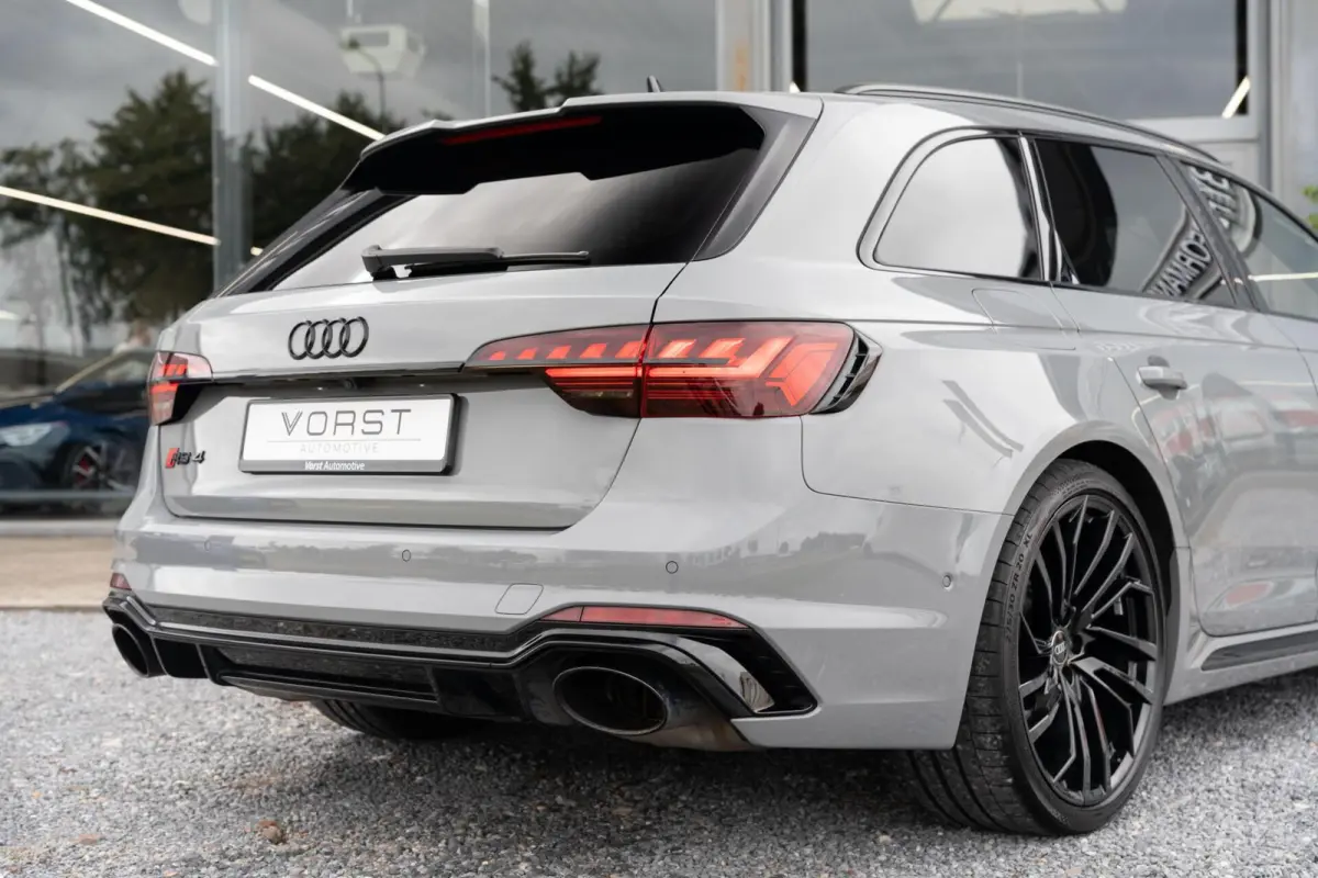 2.9 TFSI RS 4 quattro competition plus
