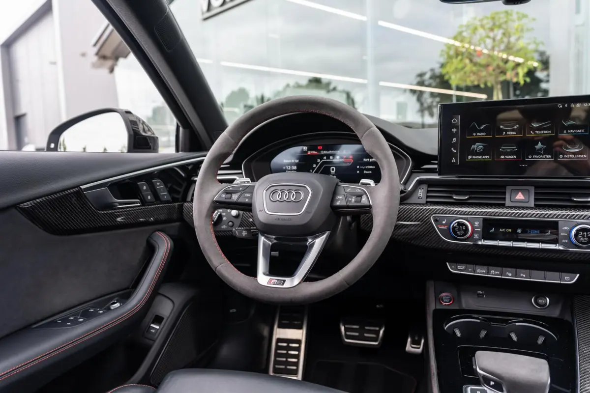 2.9 TFSI RS 4 quattro competition plus